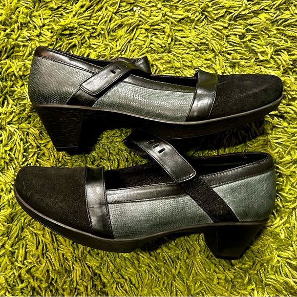 NAOT like new low heel shoes [41] - Picture 5 of 7